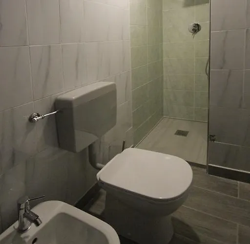 Francesca 酒店 瓦拉泽