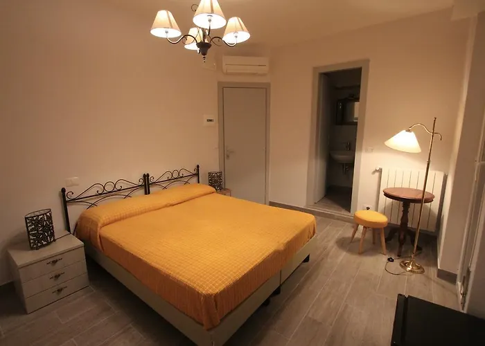 Francesca 2* 瓦拉泽